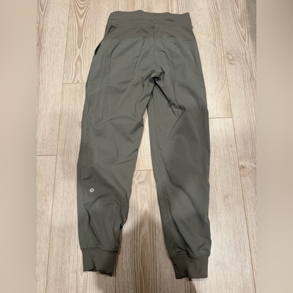 Lululemon mid rise dance studio jogger Grey Sage - Picture 6 of 7